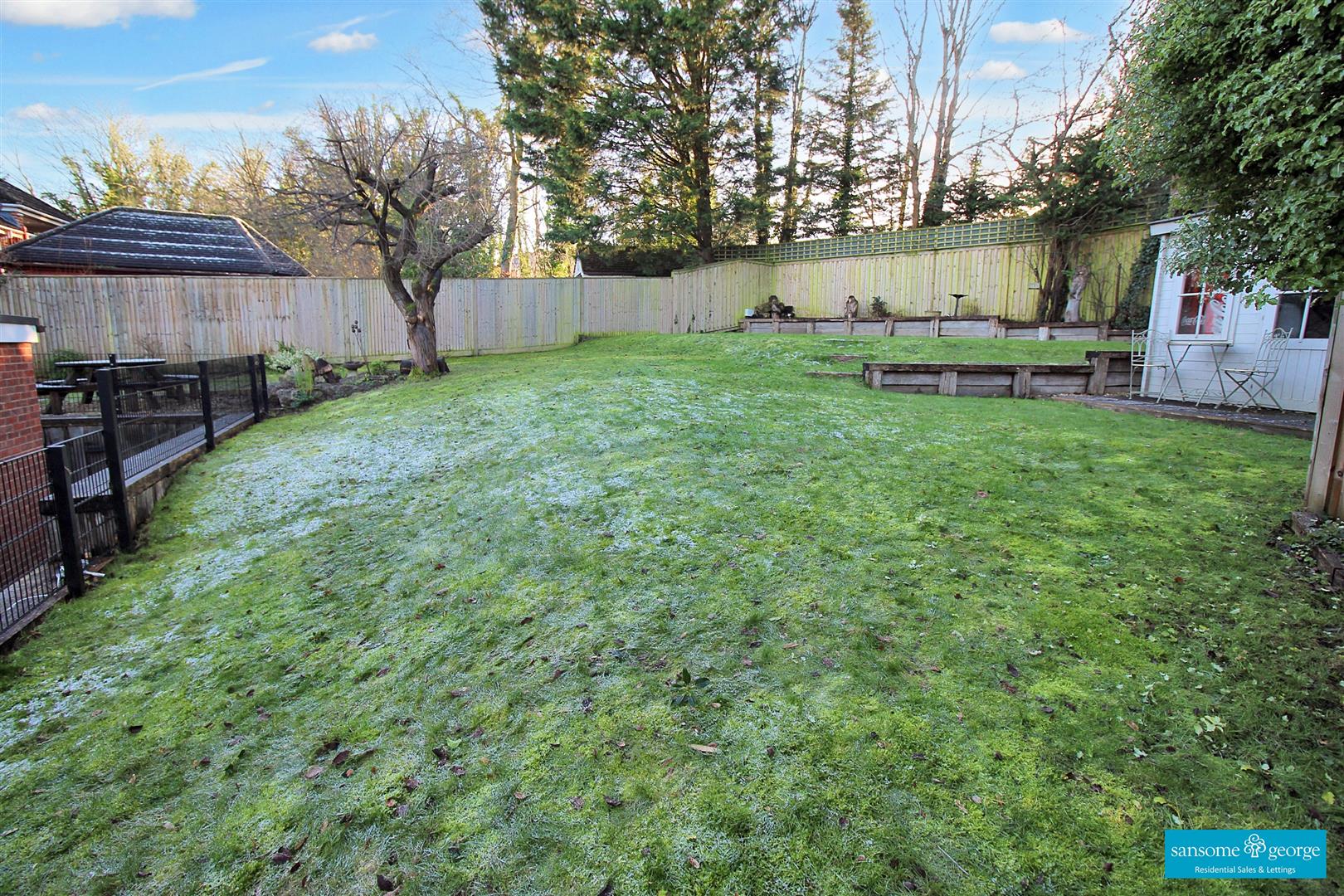 Westridge Avenue, Purley On Thames, Reading